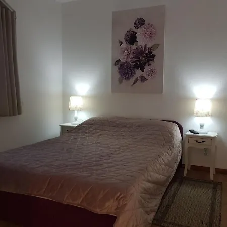 Apartmani Srce Mreznice Duga Resa Exterior photo
